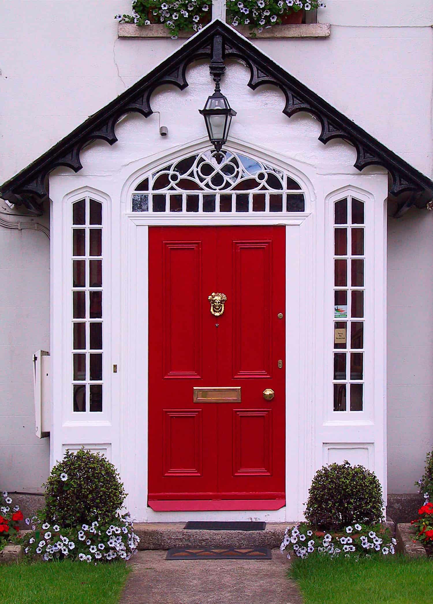 red door Fun DéCor Ways to Bring Good Luck to Your Home